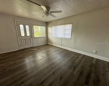 7402 Eastern Circle Drive - Photo Thumbnail 6