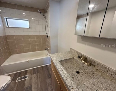 7402 Eastern Circle Drive - Photo Thumbnail 8