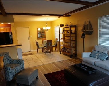 3753 46th Avenue S - Photo Thumbnail 5