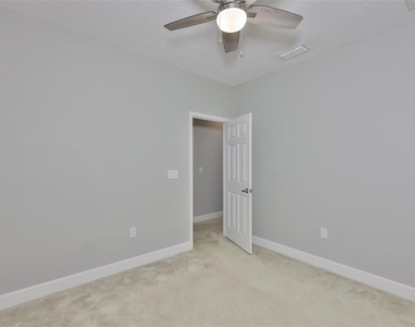 6207 Voyagers Place - Photo Thumbnail 21