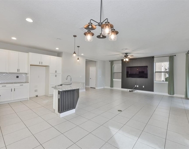 6207 Voyagers Place - Photo Thumbnail 4
