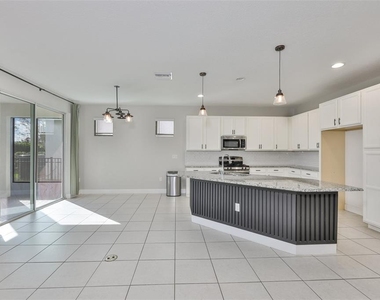 6207 Voyagers Place - Photo Thumbnail 7