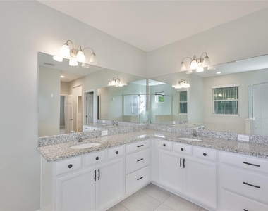 6207 Voyagers Place - Photo Thumbnail 19