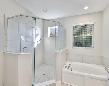 6207 Voyagers Place - Photo Thumbnail 18