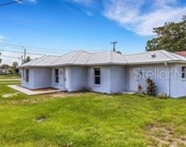 3100 W Reynolds Street - Photo Thumbnail 1