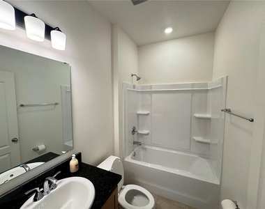 3820 Elk Bluff Road - Photo Thumbnail 4