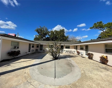 1031 Royal Palm Avenue - Photo Thumbnail 1
