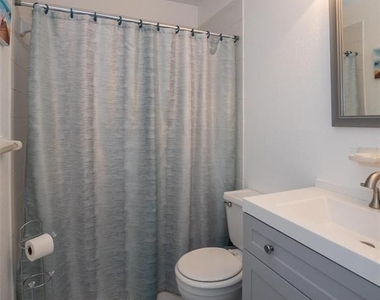4849 Saxon Drive - Photo Thumbnail 2