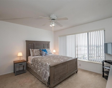 4849 Saxon Drive - Photo Thumbnail 1