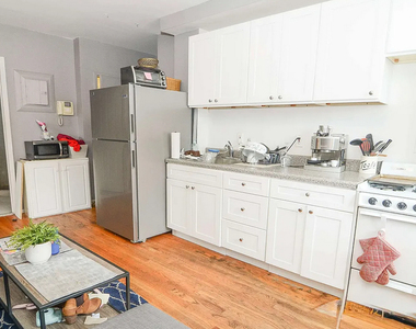 401 East 13th Street - Photo Thumbnail 2