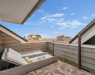 985 Ocean Avenue - Photo Thumbnail 85