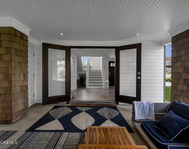 985 Ocean Avenue - Photo Thumbnail 150