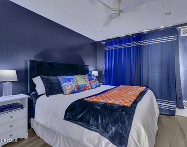985 Ocean Avenue - Photo Thumbnail 6