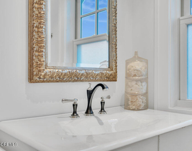 985 Ocean Avenue - Photo Thumbnail 77