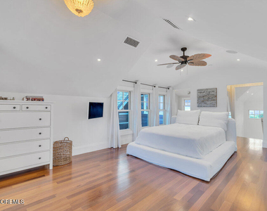 985 Ocean Avenue - Photo Thumbnail 87