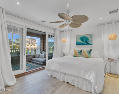985 Ocean Avenue - Photo Thumbnail 120