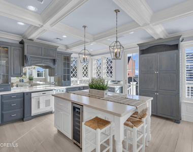 814 1st Avenue - Photo Thumbnail 13