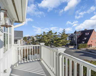 814 1st Avenue - Photo Thumbnail 26