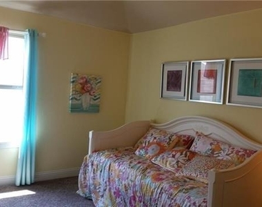 4717 Lathem Drive - Photo Thumbnail 5
