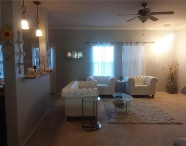 4717 Lathem Drive - Photo Thumbnail 15