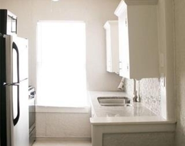 4107 Herschel Avenue - Photo Thumbnail 5