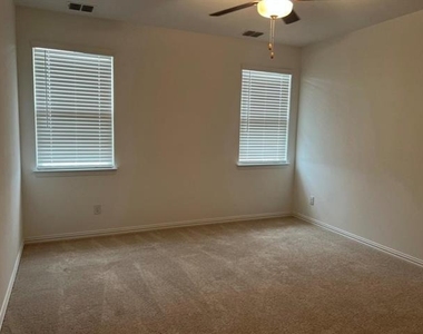 8012 Lindheimer Lane - Photo Thumbnail 2