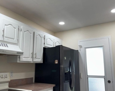 1203 Bahama Bend - Photo Thumbnail 1