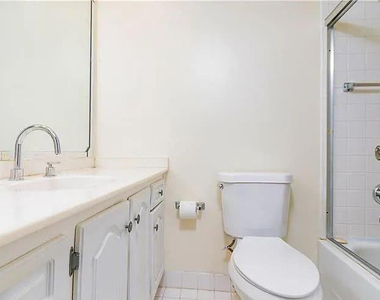 1203 Bahama Bend - Photo Thumbnail 10
