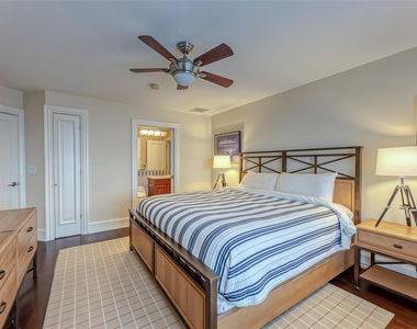 1313 E Lake Drive - Photo Thumbnail 54