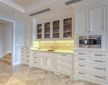 1313 E Lake Drive - Photo Thumbnail 32