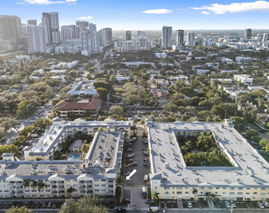 1515 E Broward Boulevard - Photo Thumbnail 25