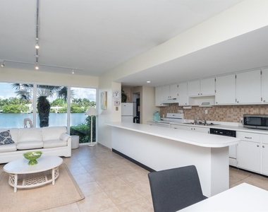 3581 S Ocean Boulevard - Photo Thumbnail 32