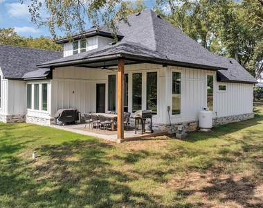 8913 Pear Street - Photo Thumbnail 30