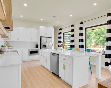 7542 Big Buck Lane - Photo Thumbnail 3