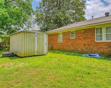 1205 Westlawn Drive - Photo Thumbnail 29