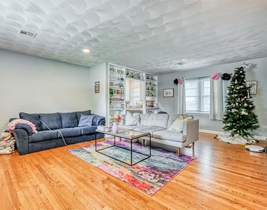 1205 Westlawn Drive - Photo Thumbnail 6
