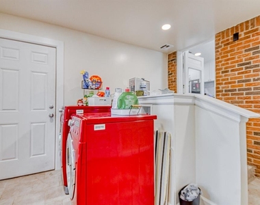 1205 Westlawn Drive - Photo Thumbnail 14