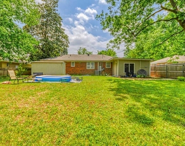 1205 Westlawn Drive - Photo Thumbnail 27