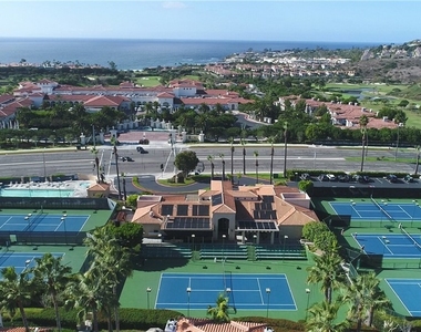 25 Centre Court - Photo Thumbnail 1