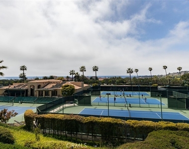25 Centre Court - Photo Thumbnail 33