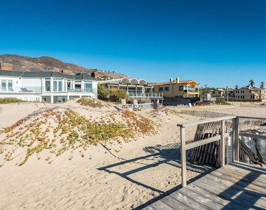 30760 Broad Beach Road - Photo Thumbnail 34
