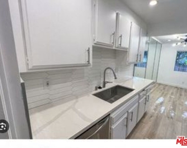 1515 S Beverly Drive - Photo Thumbnail 1