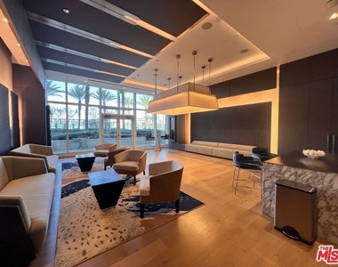 877 Francisco Street - Photo Thumbnail 27