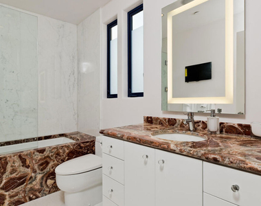 27082 Malibu Cove Colony Drive - Photo Thumbnail 10