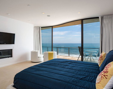 24230 Malibu Road - Photo Thumbnail 20