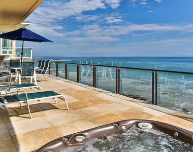 24230 Malibu Road - Photo Thumbnail 2