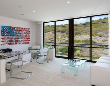 24230 Malibu Road - Photo Thumbnail 24