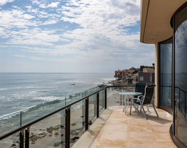 24230 Malibu Road - Photo Thumbnail 17