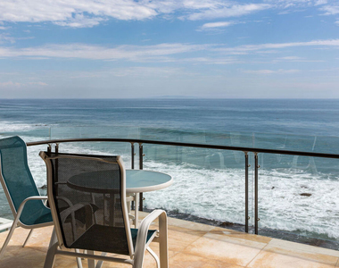 24230 Malibu Road - Photo Thumbnail 16