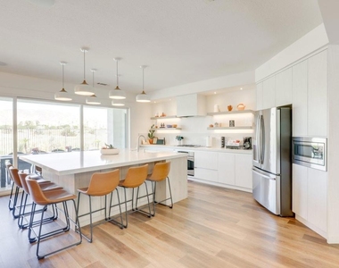 84644 Pavone Way - Photo Thumbnail 10